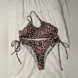 Women’s Leopard Swimsuit Bikini